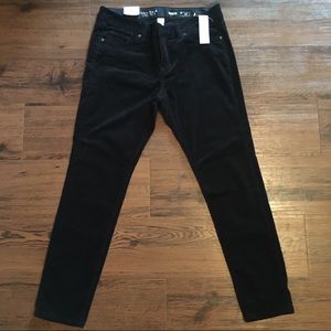 🆕 Black Skinny Cords